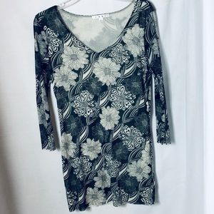🦋CABI 3/4 Sleeve Floral Print Blouse
